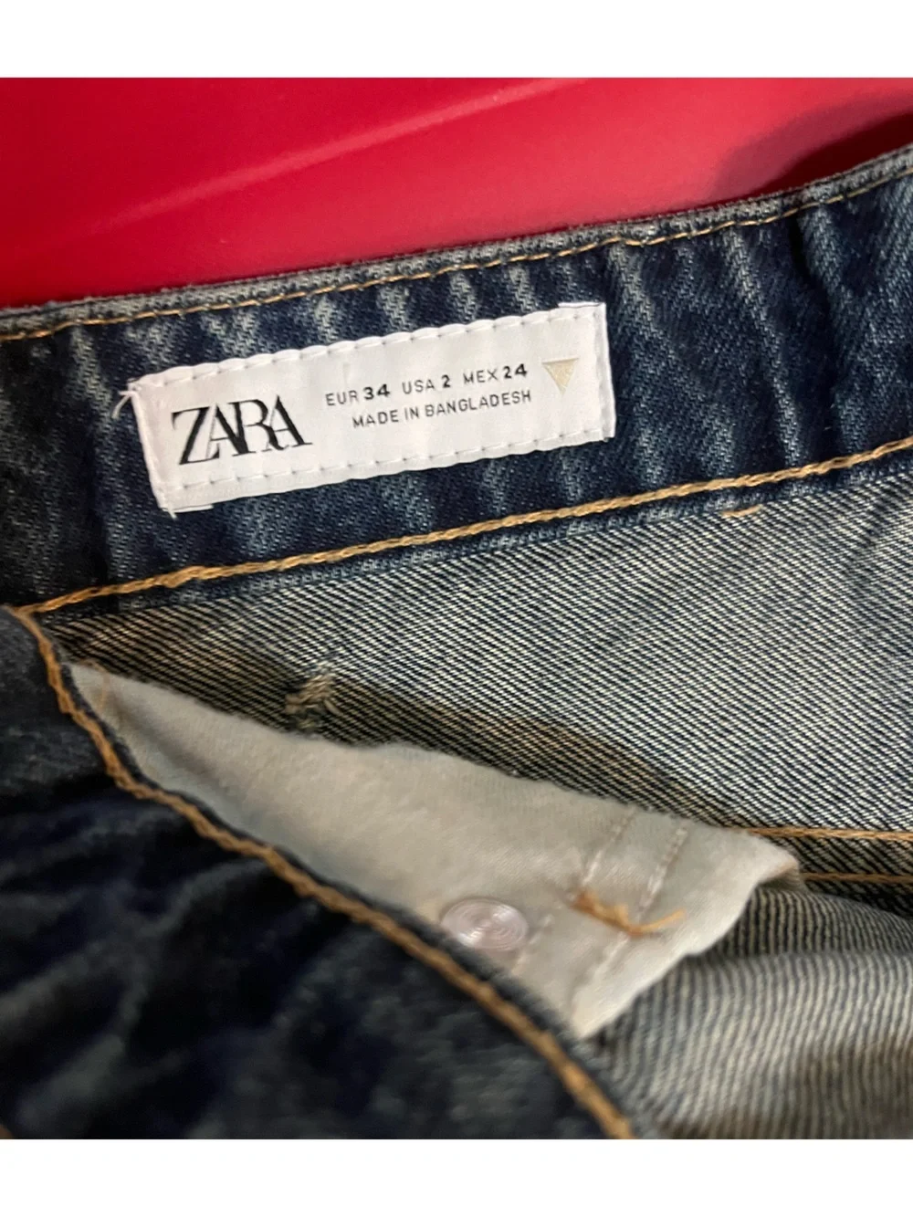 Zara 2PC TRF High-Waisted Distressed heavily frayed, raw, Denim Shorts SZ 2